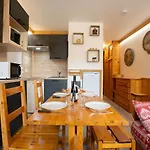 Asters 322 Batiment A1 By Interhome Apartament Saint-Martin-de-Belleville